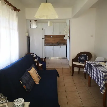 Lagonisi Beach Apartments Kalamaras
