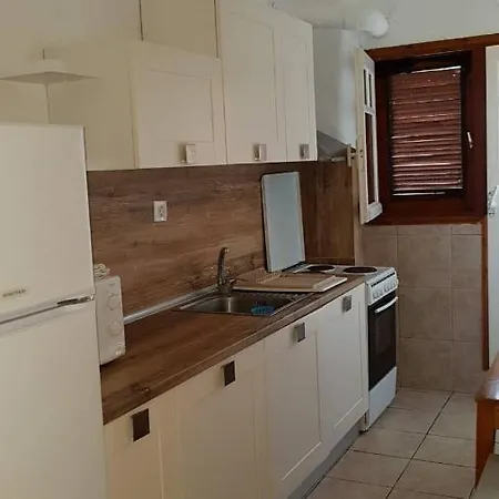 Lagonisi Beach Apartments Kalamaras